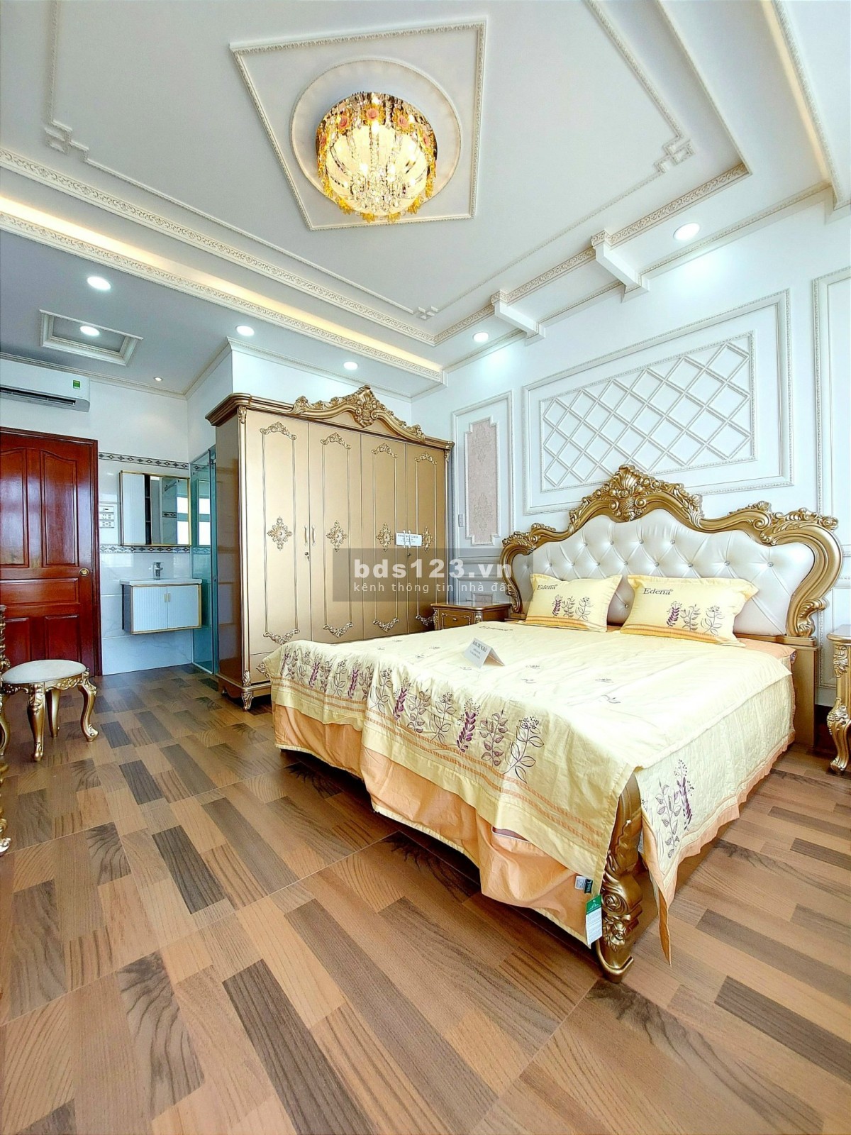 Chính chủ cần bán gấp căn mặt tiền An Dương Vương 1 trệt 4 lầu giá 6 tỷ đồng