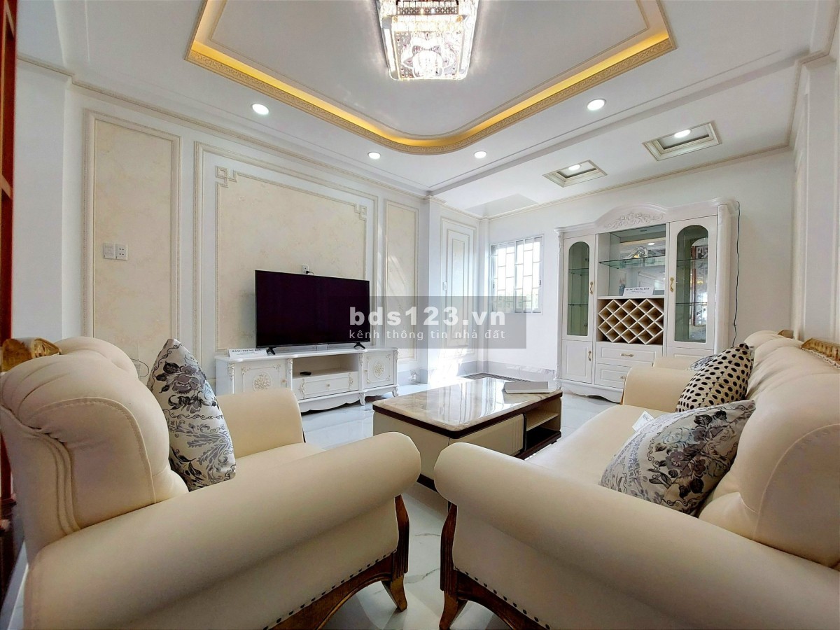 Chính chủ cần bán gấp căn mặt tiền An Dương Vương 1 trệt 4 lầu giá 6 tỷ đồng