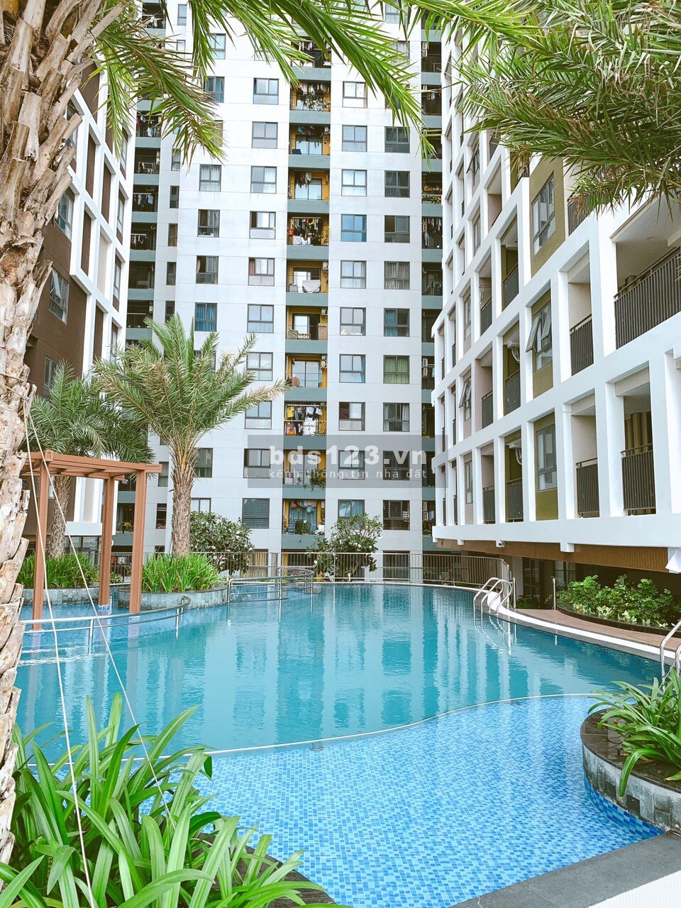 Bán căn hộ ngay Xa Lộ Hà Nội, làng đh Thủ Đức, FULL nội thất dọn vào ở ngay chỉ 330 triệu đồng