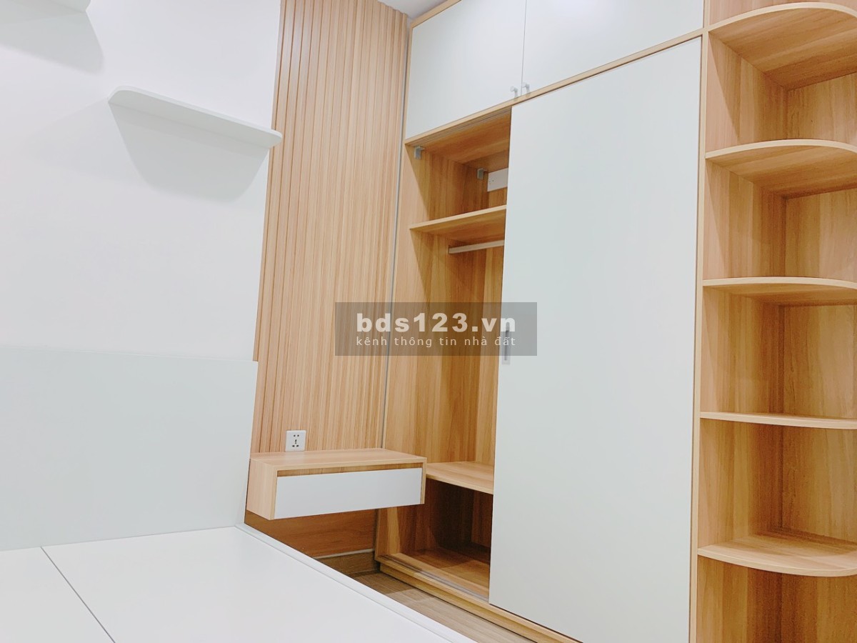 Cần bán gấp căn 2PN 1VS view bề bơi giá 1.5 tỷ Vinhomes Ocean Park. LH: 0965 479 380