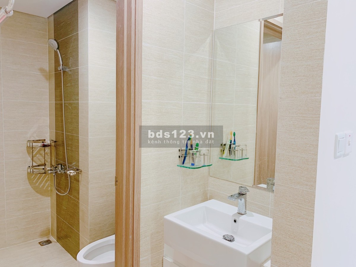 Cần bán gấp căn 2PN 1VS view bề bơi giá 1.5 tỷ Vinhomes Ocean Park. LH: 0965 479 380