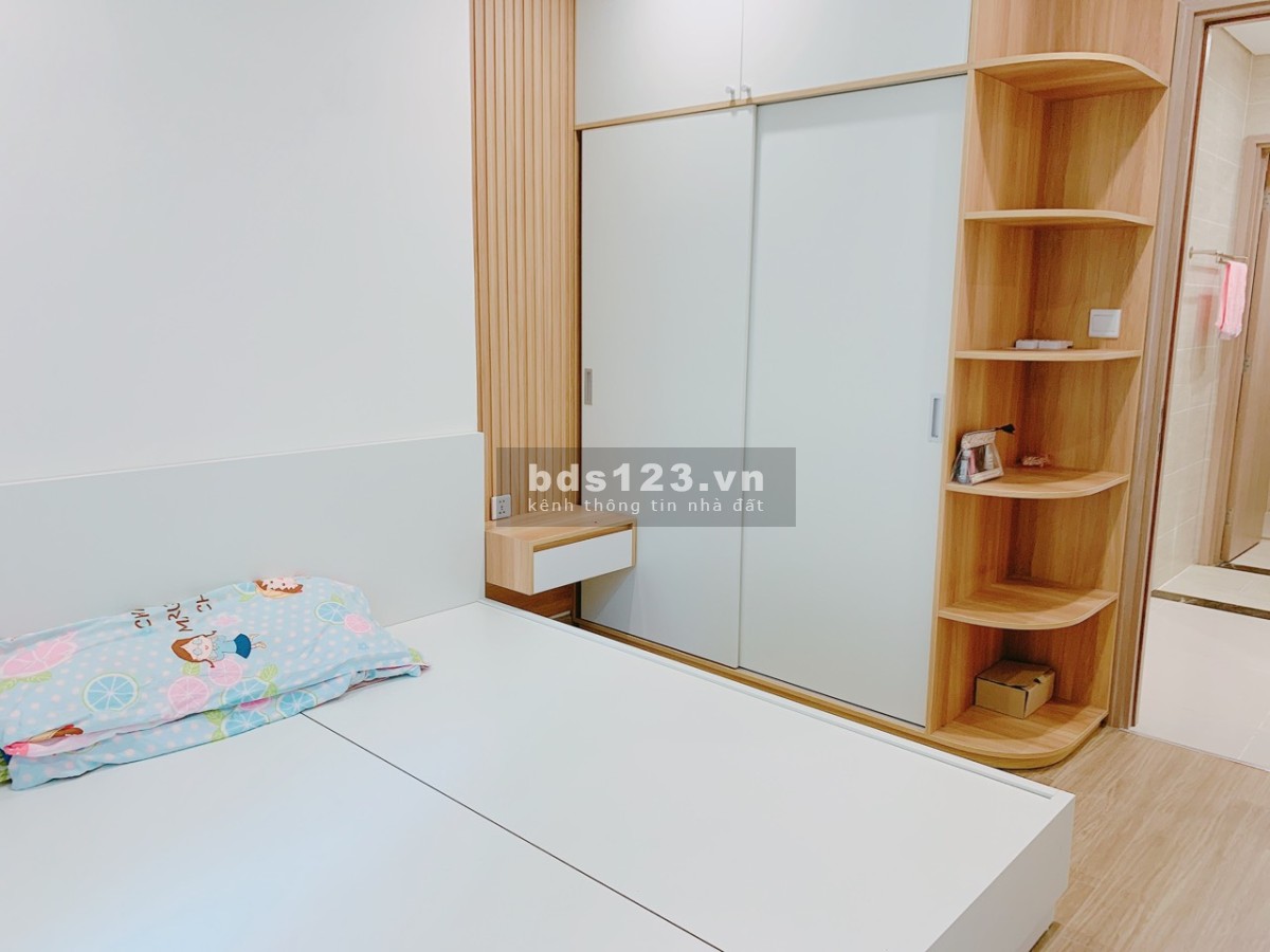 Cần bán gấp căn 2PN 1VS view bề bơi giá 1.5 tỷ Vinhomes Ocean Park. LH: 0965 479 380