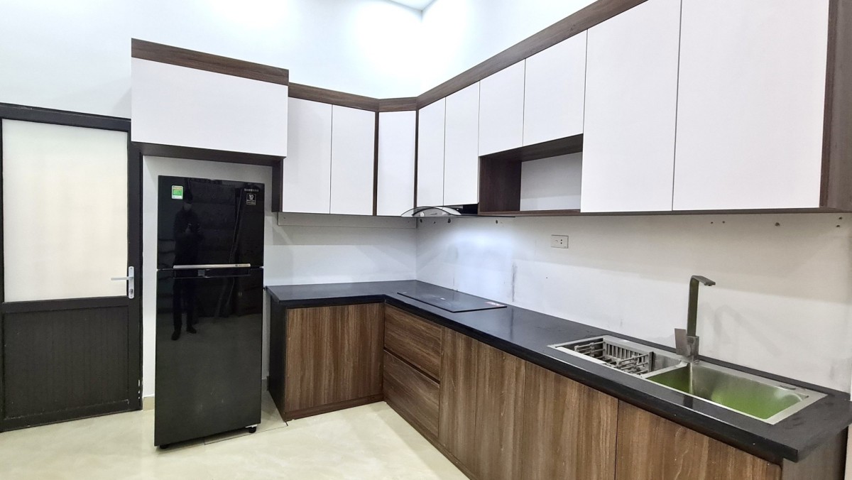 Bán nhà riêng Cầu Giấy khu phân lô ô tô vỉa hè DT 38m² x 4 tầng giá chỉ 7,5 tỷ đồng