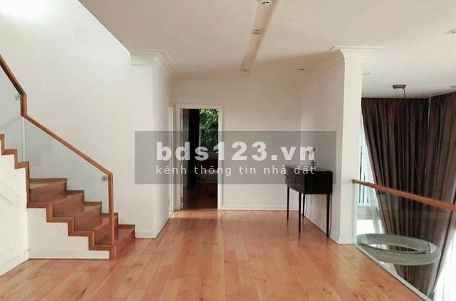 Bán đất MT đường Nguyễn Ư Dĩ, Thảo Điền, Quận 2. DT 12x18m, CN 220m2 giá chỉ 55 tỷ TL 0911.989.098