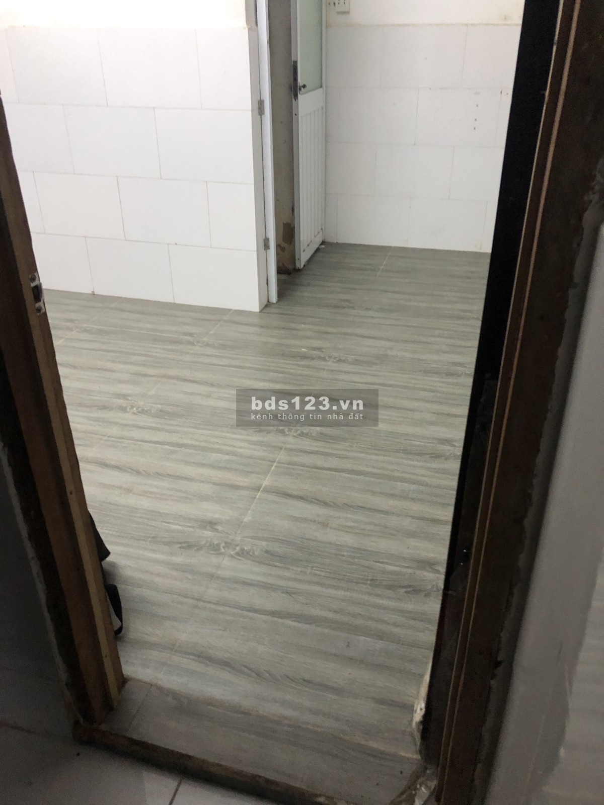 Phòng máy lạnh giá rẻ gần Hutech GTVT Hồng Bàng ngã 4 Hàng Xanh