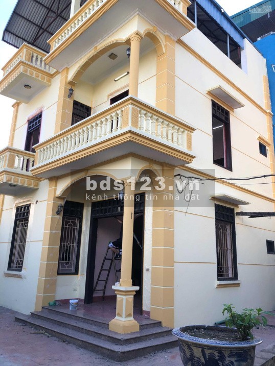 Bán đất tặng nhà Thúy Lĩnh giá tốt đầu tư, khu dân cư đông đúc