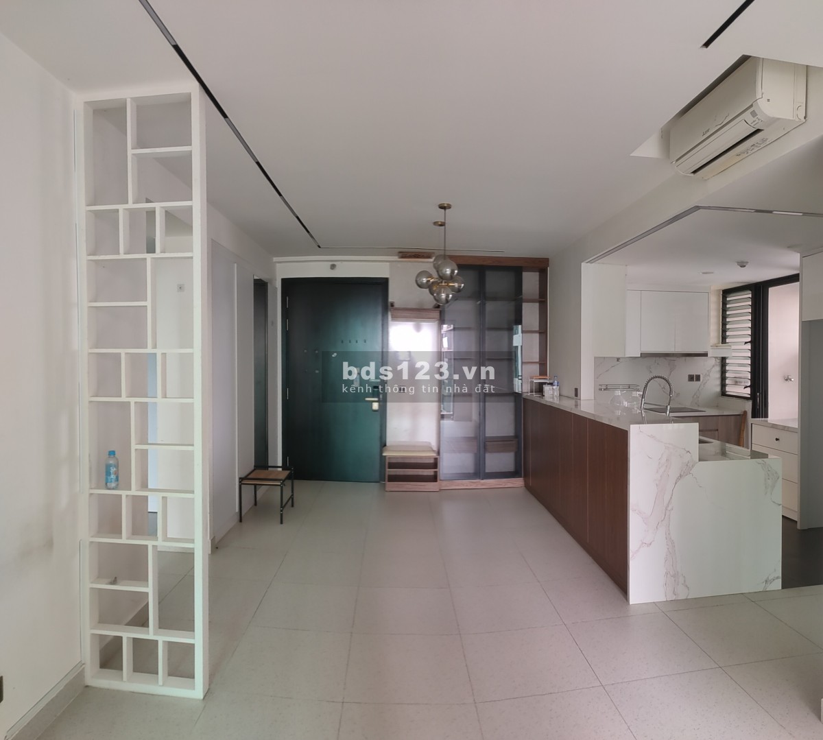 Bán gấp căn hộ cao cấp 3 phòng ngủ tịa Feliz En Vista giá siêu rẻ lh 0334237251