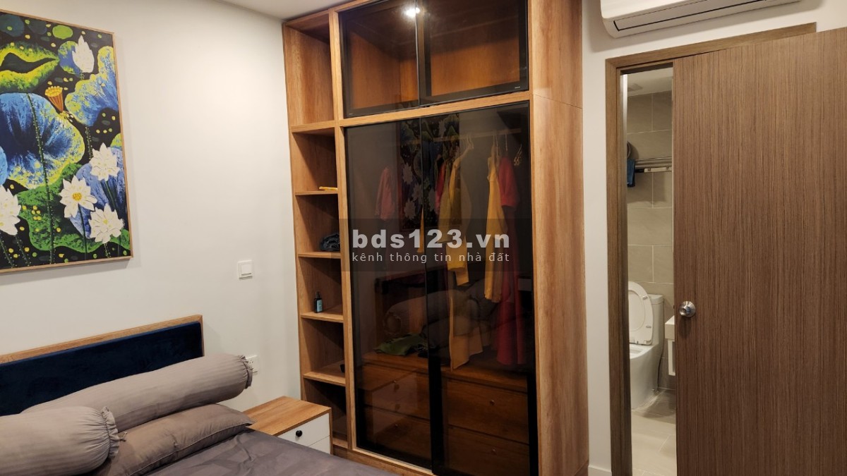 Kẹt tiền bán căn hộ River Panorama Quận 7, 65m2 view sông giá 3 tỷ full nội thất
