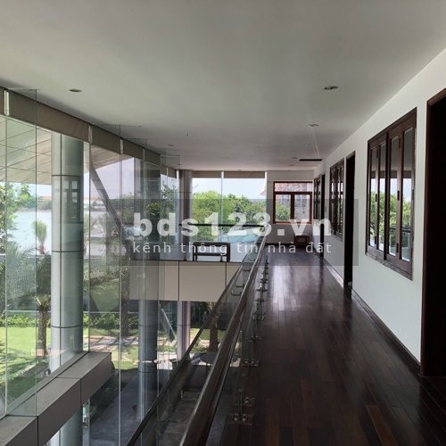 Cho thuê biệt thự 1.200m² mặt tiền sông Sài Gòn, P. Thảo Điền, Quận 2 300 triệu lh 0911.989.098