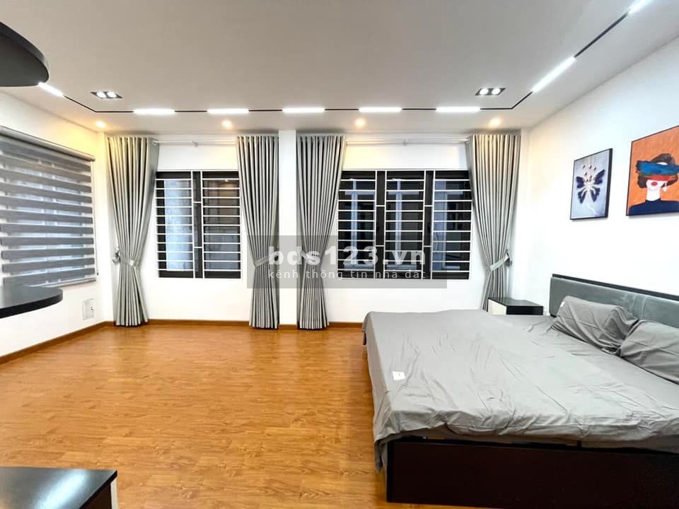 Bán nhà ngõ 34 Hoàng Cầu, ô tô tránh, 50m2 x 5 tầng, 14.5 tỷ