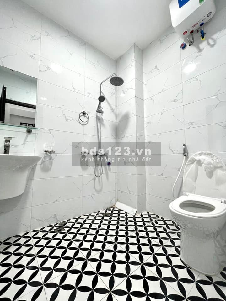 Bán nhà ngõ 34 Hoàng Cầu, ô tô tránh, 50m2 x 5 tầng, 14.5 tỷ