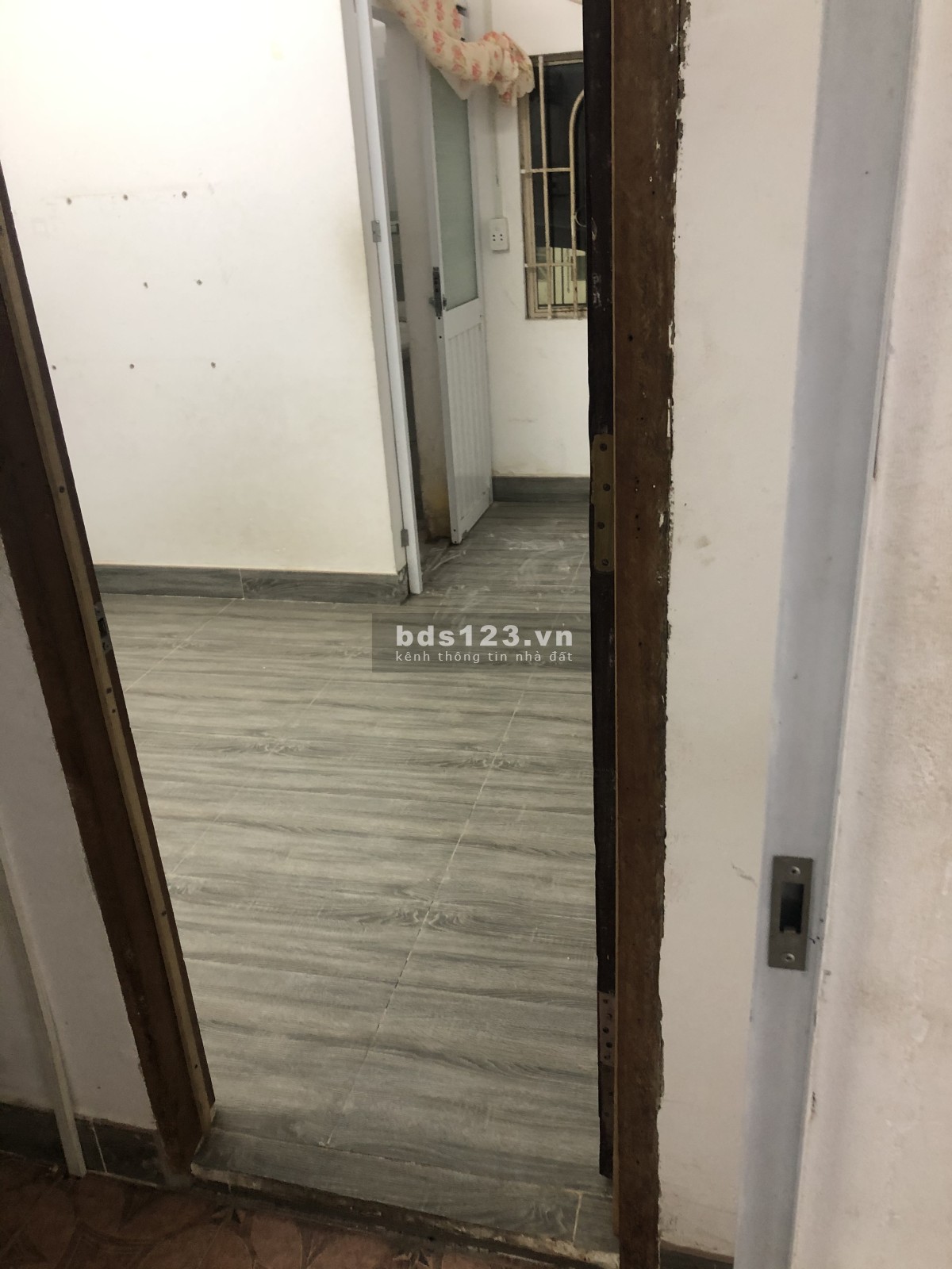 Phòng máy lạnh giá rẻ gần Hutech GTVT Hồng Bàng ngã 4 Hàng Xanh
