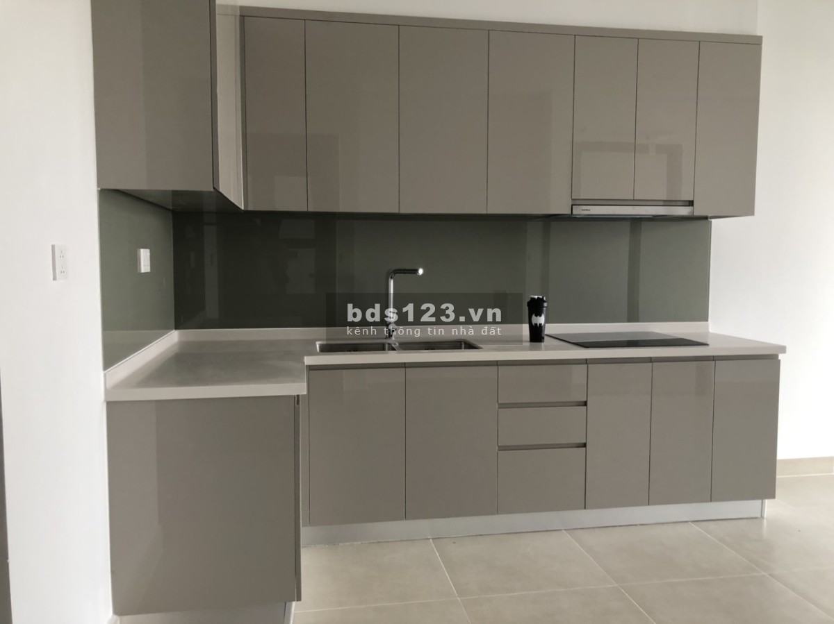 Cho thuê nhanh căn 62m2 River Panorama giá 9tr/ tháng bao phí dịch vụ, đã lắp máy lạnh và rèm