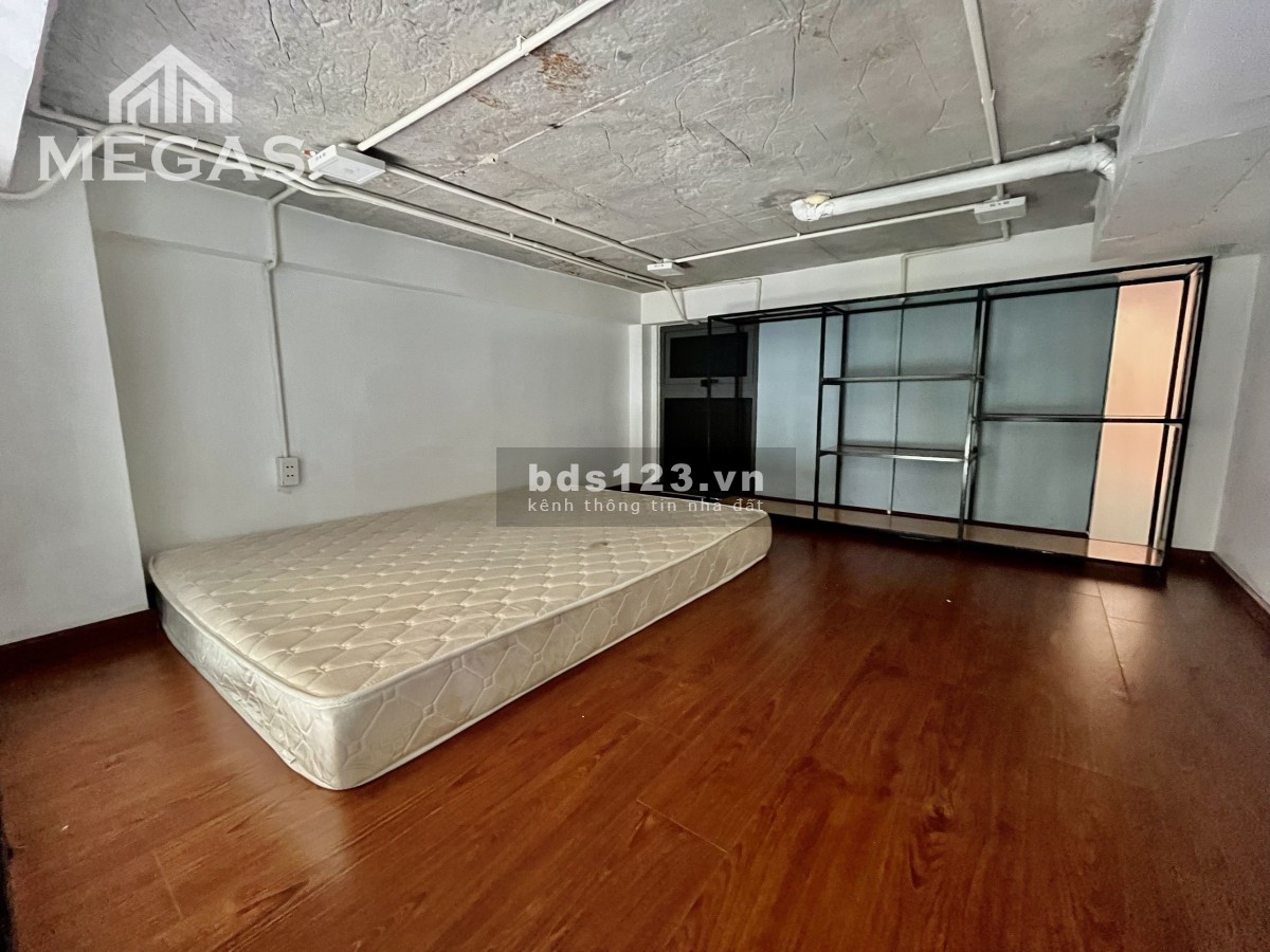 Phòng Dạng Duplex Ngay Mặt Tiền Phạm Văn Đồng gần vòng xoay Nguyễn Thái Sơn - sát IUH
