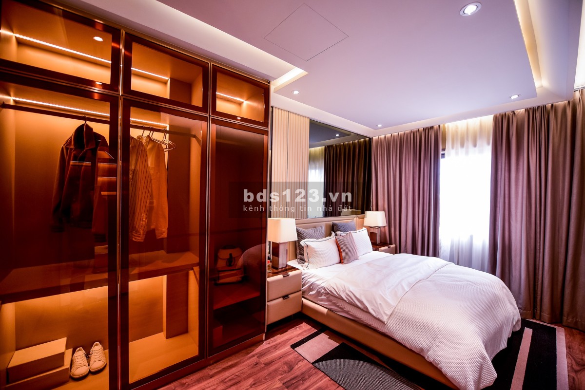 Hàng vip căn shop house 4Tấm góc 2mt 8.5x20m đường 34m khu đô thị Gem Sky World.