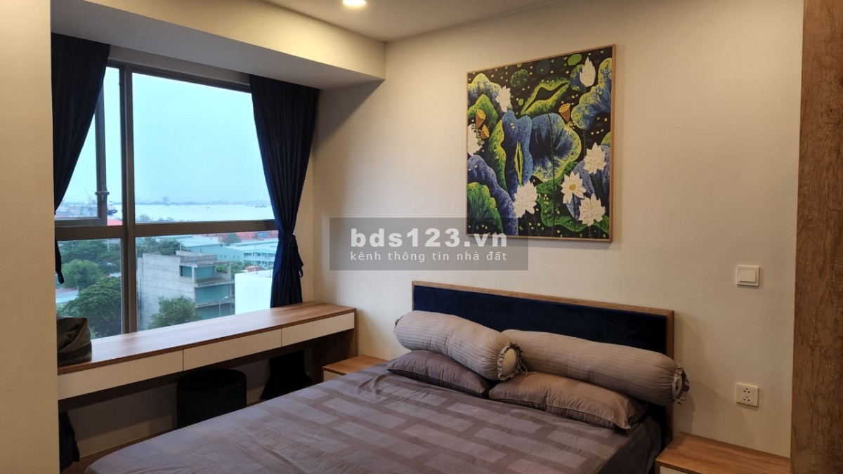 Kẹt tiền bán căn hộ River Panorama Quận 7, 65m2 view sông giá 3 tỷ full nội thất