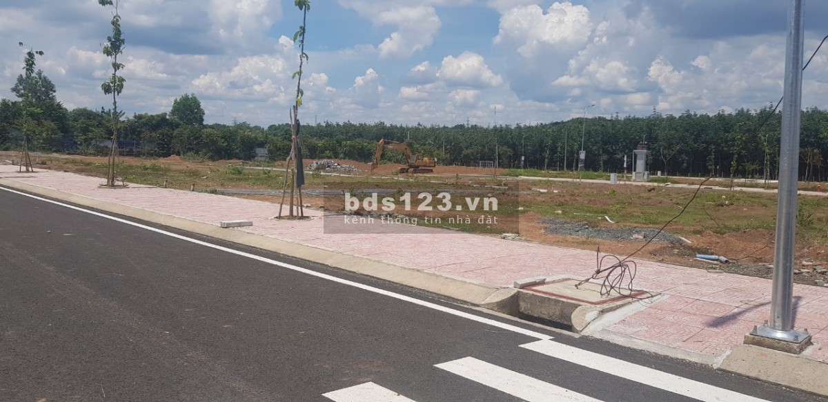 Đất sổ hồng 100m2 (5x20) QL13 thị xã Bình Long, Bình Phước