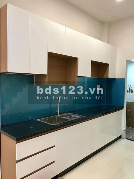 Nhà đẹp trung tâm Quận 1 hẻm xe hơi gần mặt tiền đường lớn nở hậu giá chỉ 4.x tỷ