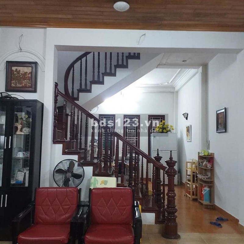 Bán nhà Ngô Thì Nhậm, Hà Đông, ô tô đỗ cửa, S 35m2, 5 tầng, 3,5 tỷ.