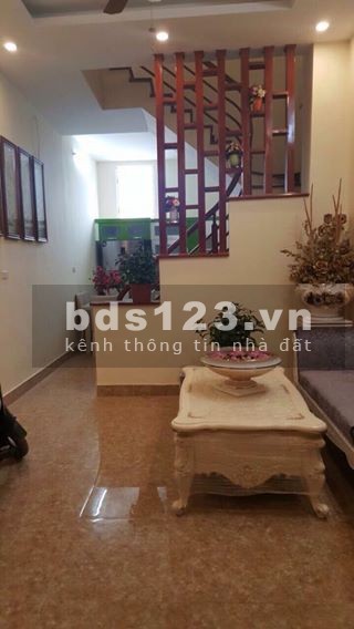 Bán nhà lô góc Ngọc Hà Ba Đình, đường 3.5m, cách ô tô tránh 10m, 40m2, MT 4.5m, 4.55 tỷ