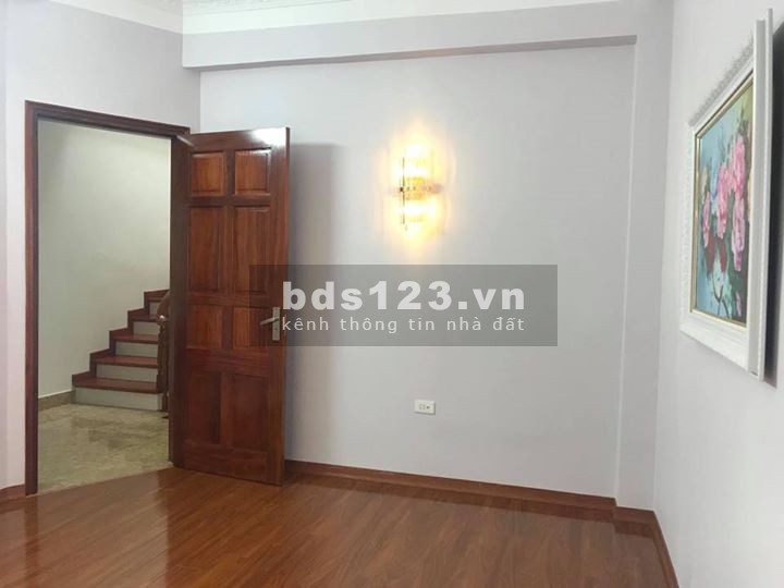 Bán nhà lô góc Ngọc Hà Ba Đình, đường 3.5m, cách ô tô tránh 10m, 40m2, MT 4.5m, 4.55 tỷ