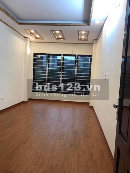 Bán nhà lô góc Ngọc Hà Ba Đình, đường 3.5m, cách ô tô tránh 10m, 40m2, MT 4.5m, 4.55 tỷ