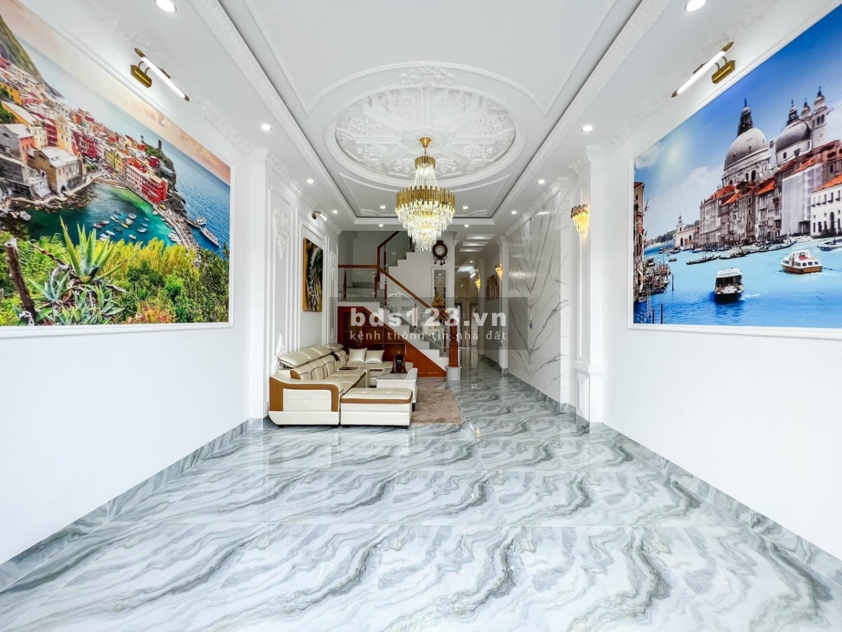 Bán gắp nhà trung tâm thành phố liên hệ 0945975373 giá tốt