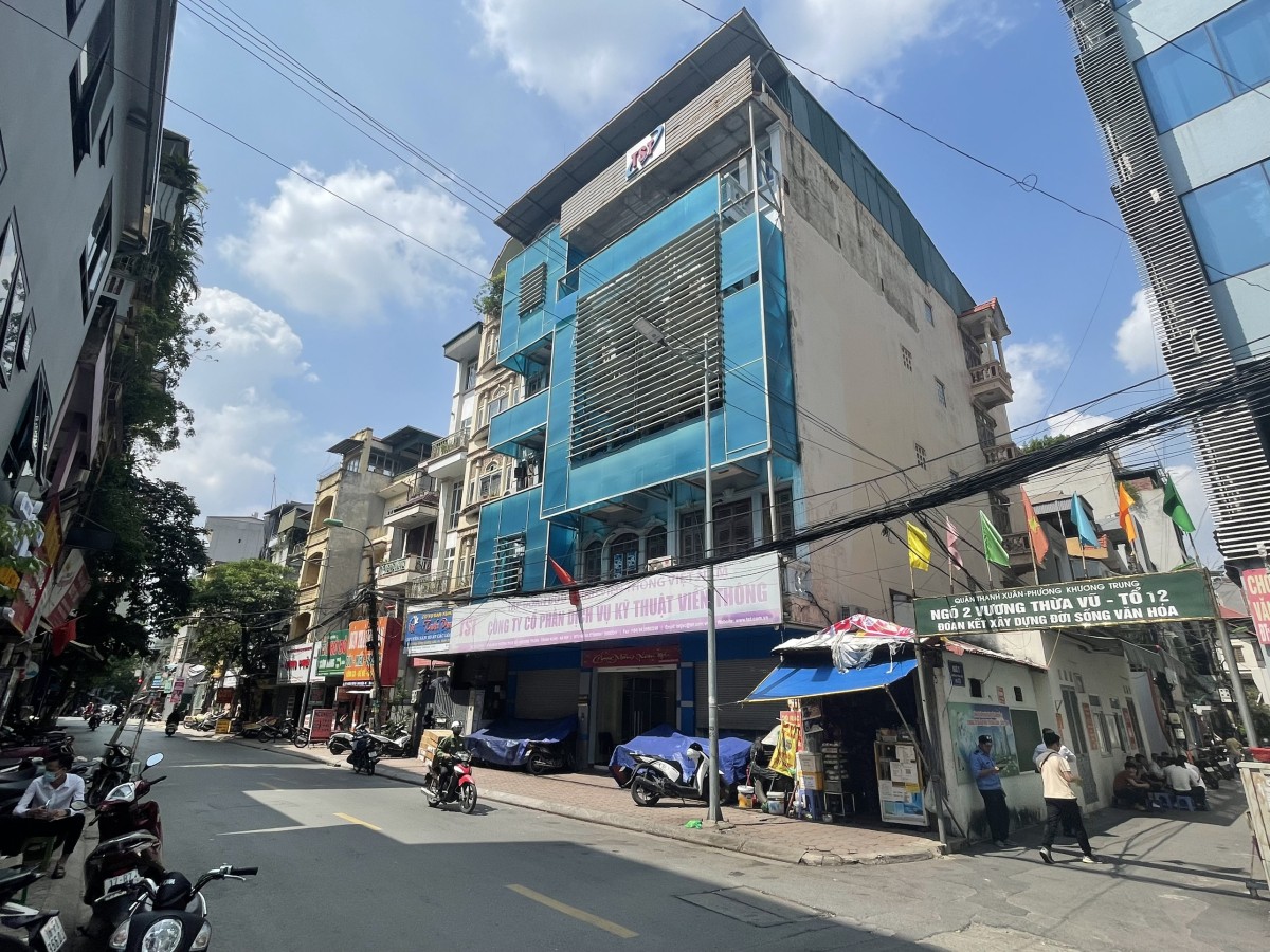 Cần tiền bán nhanh nhà mặt phố Vương Thừa Vũ 90m2 x 6 tầng giá chỉ nhỉnh 20 tỷ