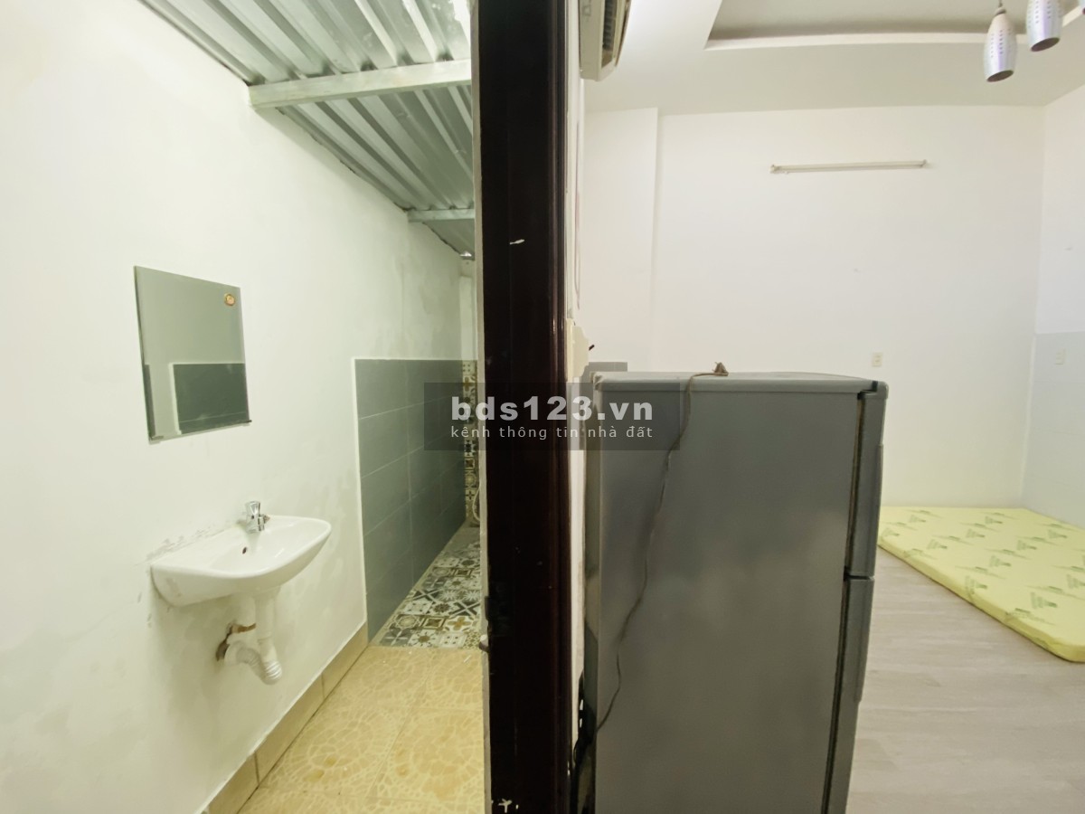 Phòng full nội thất giá cực tốt chỉ 4 triệu Phạm Hữu Lầu Q7 mới xây 100%