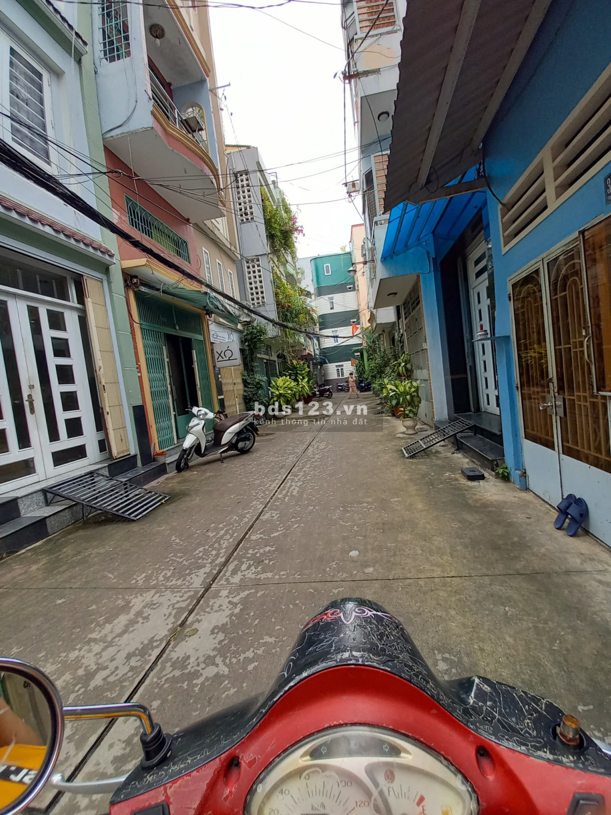 Nhà đẹp trung tâm Quận 1 hẻm xe hơi gần mặt tiền đường lớn nở hậu giá chỉ 4.x tỷ