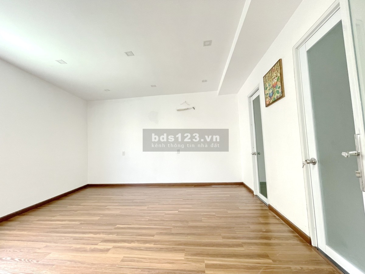 Bán nhà 1 Lầu hẽm 54 Lê Văn Lương phường Tân Hưng, Quận 7 giá tốt