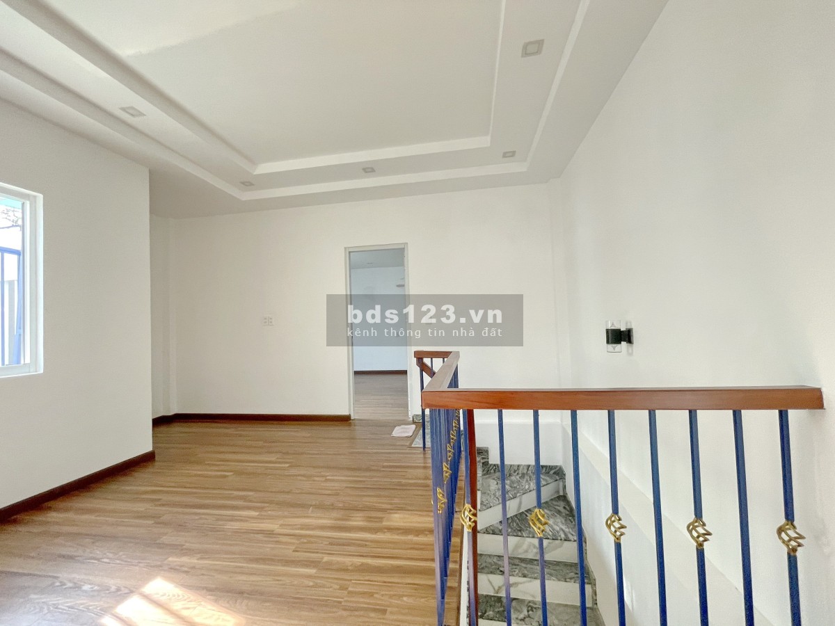 Bán nhà 1 Lầu hẽm 54 Lê Văn Lương phường Tân Hưng, Quận 7 giá tốt