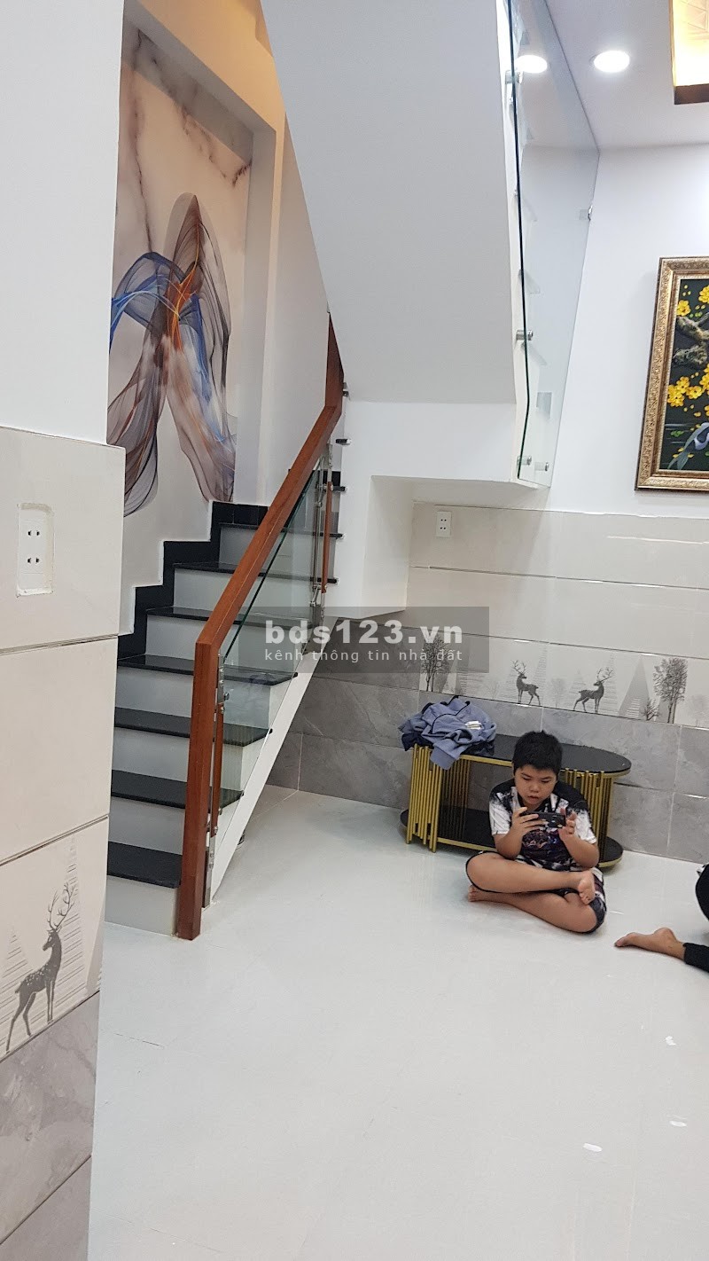 Bán nhà riêng Tăng Nhơn Phú DT 25m² x 2 tầng nhỉnh giá 1 tỷ đồng