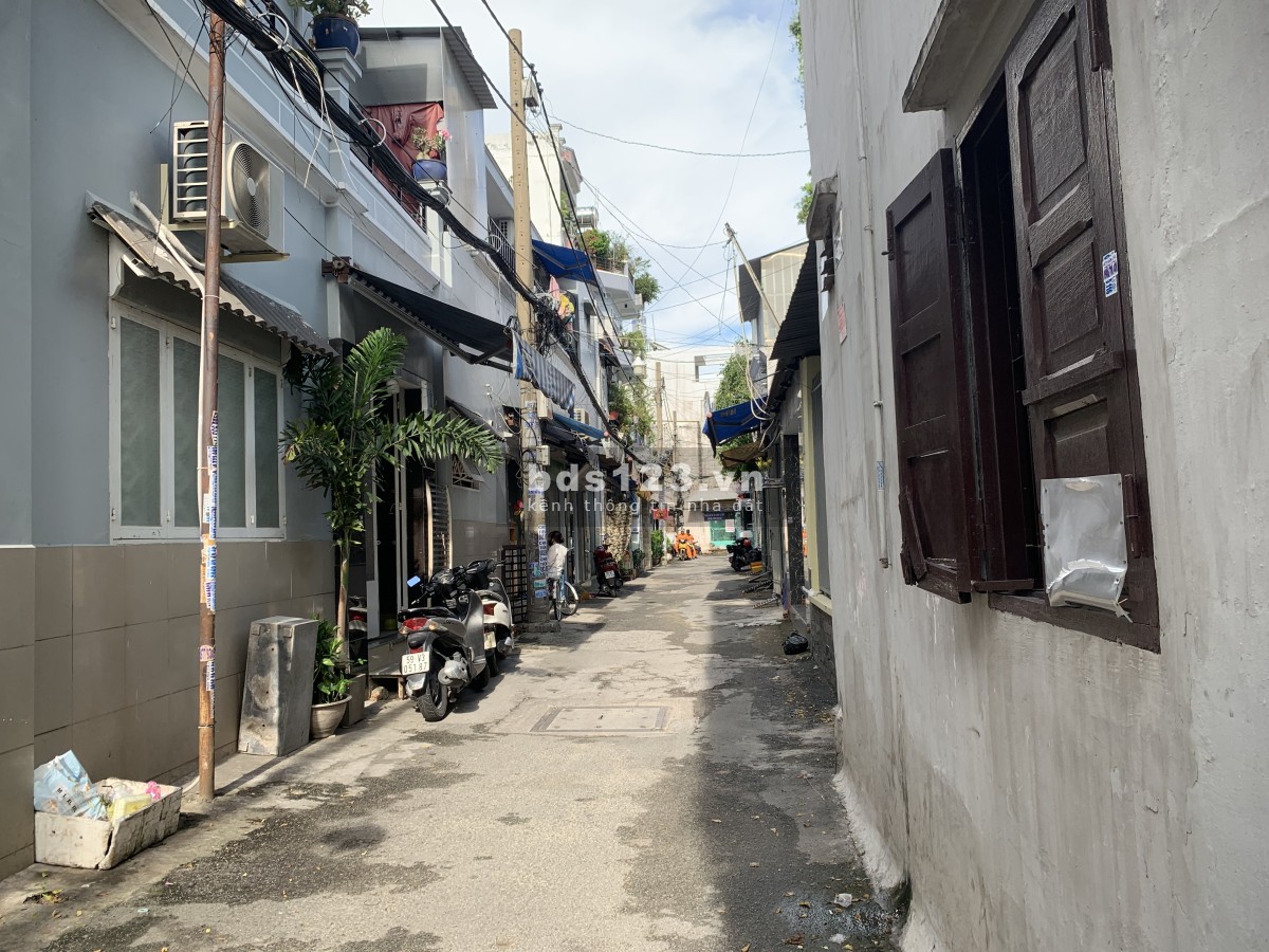 Bán nhà nhỏ xinh, HXH, trung tâm quận Gò Vấp, 3 phút đến Lotte mart Nguyễn Văn Lượng.