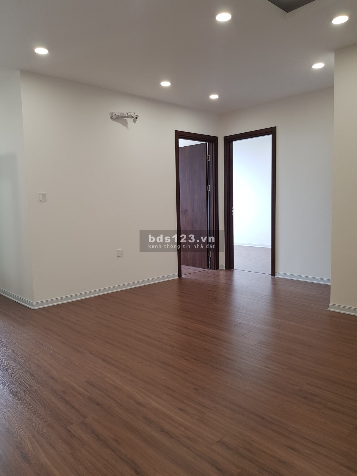 Bán căn hộ 3 phòng ngủ diện tích 85m²- Giá chỉ 2,1 tỷ tiện ích đầy đủ