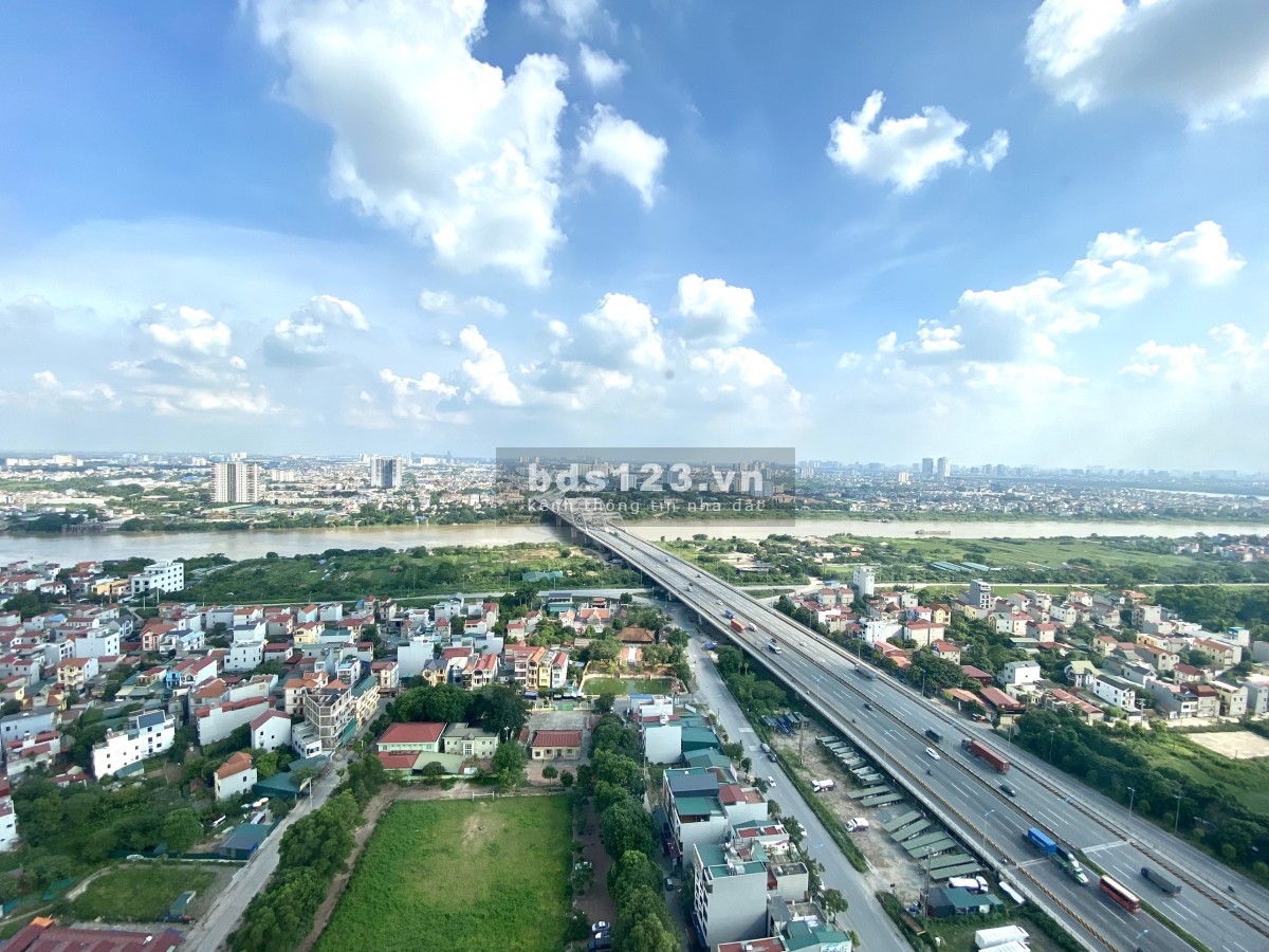 Bán căn 2pn dtsd 63m2, dự án Eurowinhow ngay Long Biên, giá 1.8 tỷ, lh 0968239820