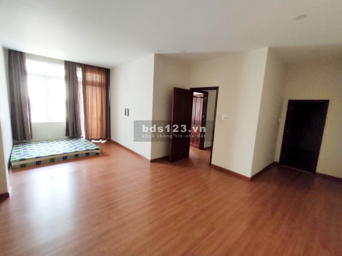 Bán nhà riêng mặt tiền đường số 4, làng báo chí, phường Thảo Điền, quận 2, TPHCM