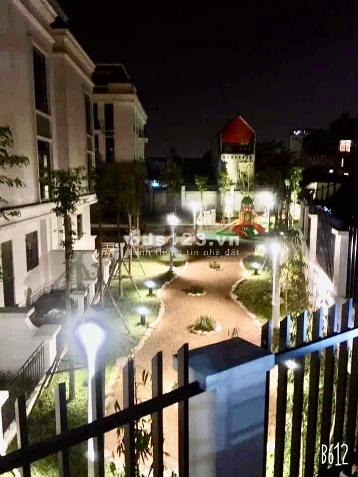 Siêu phẩm nhà căn góc Triệu Đô, DT 38m²/40m² x 5 tầng, MT 6m,…