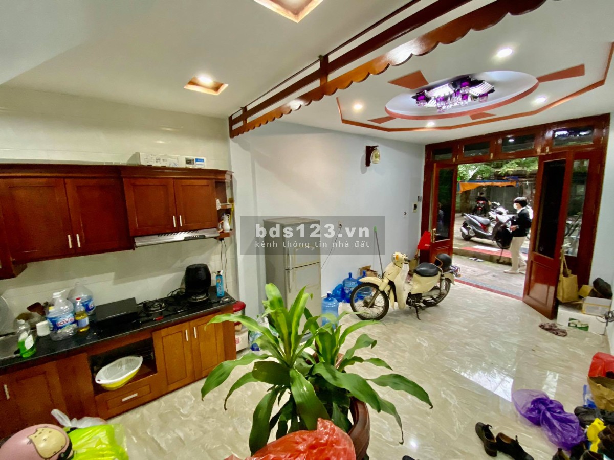 Bán nhà riêng Đa Sỹ DT 32m² giá chỉ 2,5 tỷ đồng tiện ích vô vàn