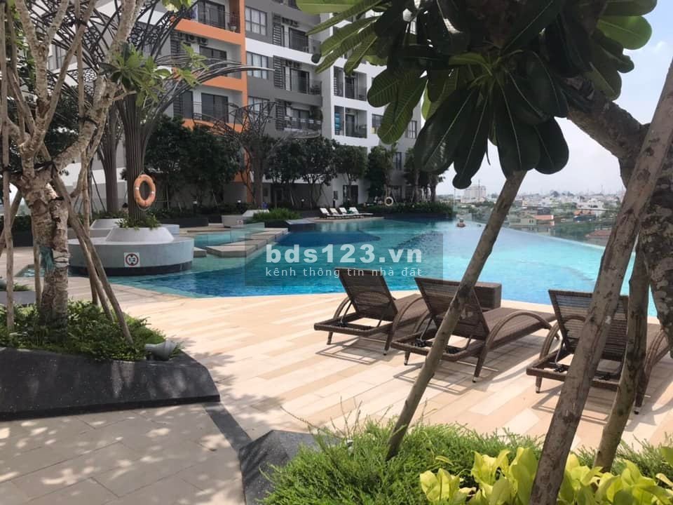 Tin thật 100% bán căn hộ 3PN - 96m2 view đẹp, tầng trung giá 5.6 tỷ bao thuế phí, LH: 0903681920