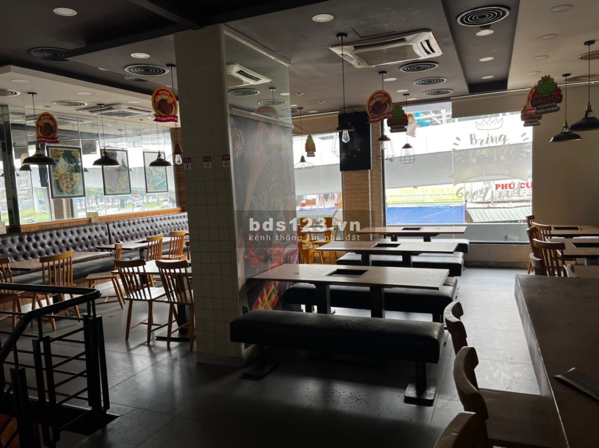 Cho thuê nhà mặt tiền 180m² tại đường nguyễn kiệm, Phường 03, Quận Gò Vấp (Chính chủ)