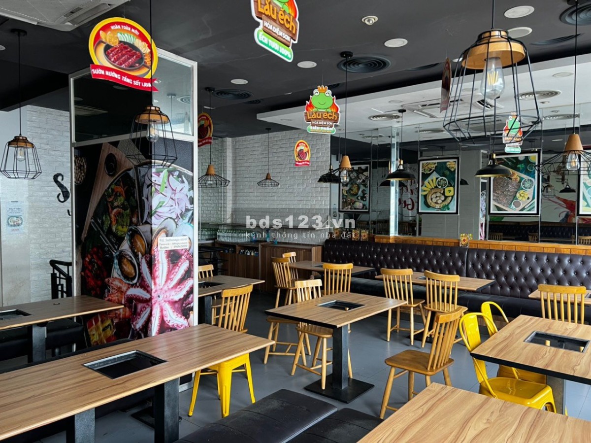 Cho thuê nhà mặt tiền 180m² tại đường nguyễn kiệm, Phường 03, Quận Gò Vấp (Chính chủ)