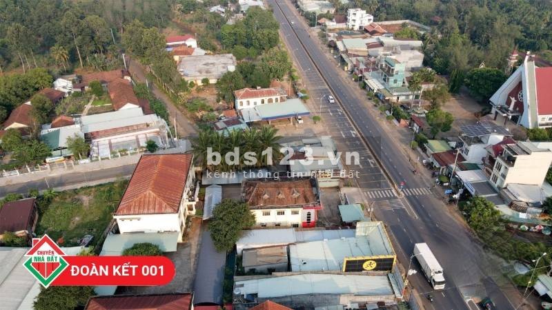 Chính chủ bán đất sổ sẵn thổ cư 100% sát bên chợ Bù Đăng Bình Phước