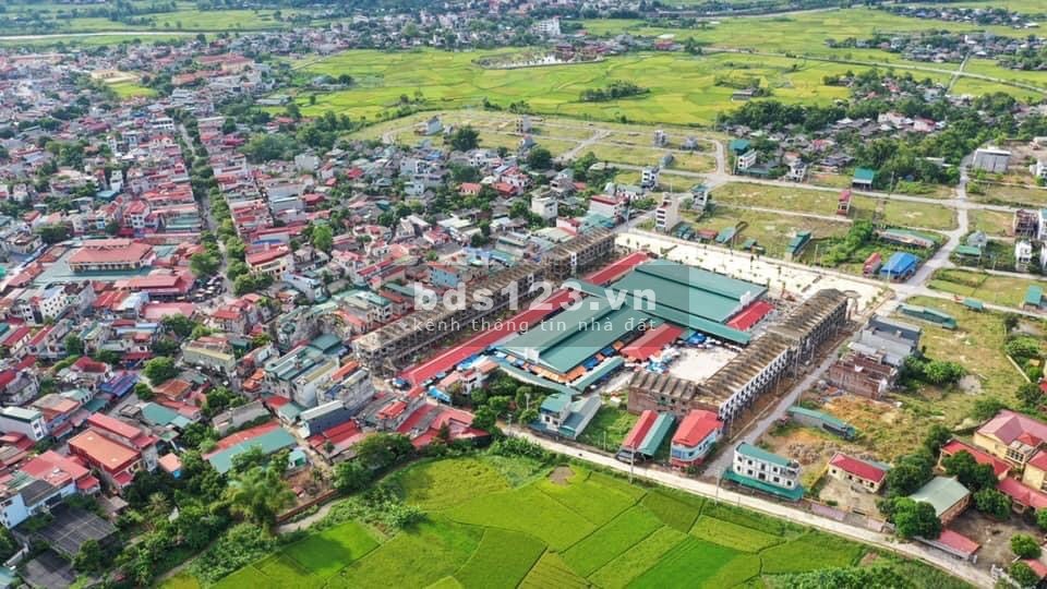Chỉ 500tr sở hữu ngay 1 lô SHOPHOUSE - KIOT chợ Mường Lò Nghĩa Lộ - Yên Bái