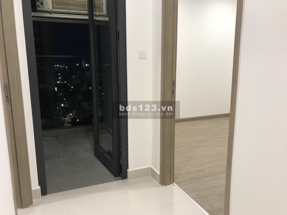 Cần bán căn góc 2PN DT 70m² tầng đẹp view Đông Nam không bị che view