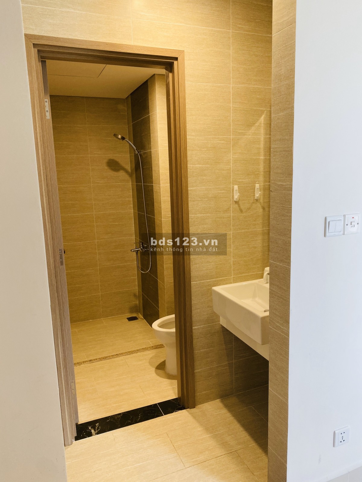 Cần bán gấp căn 2N 1VS giá 1.55 tỷ view biển hồ tại Vinhomes Ocean Park 0965 479 380