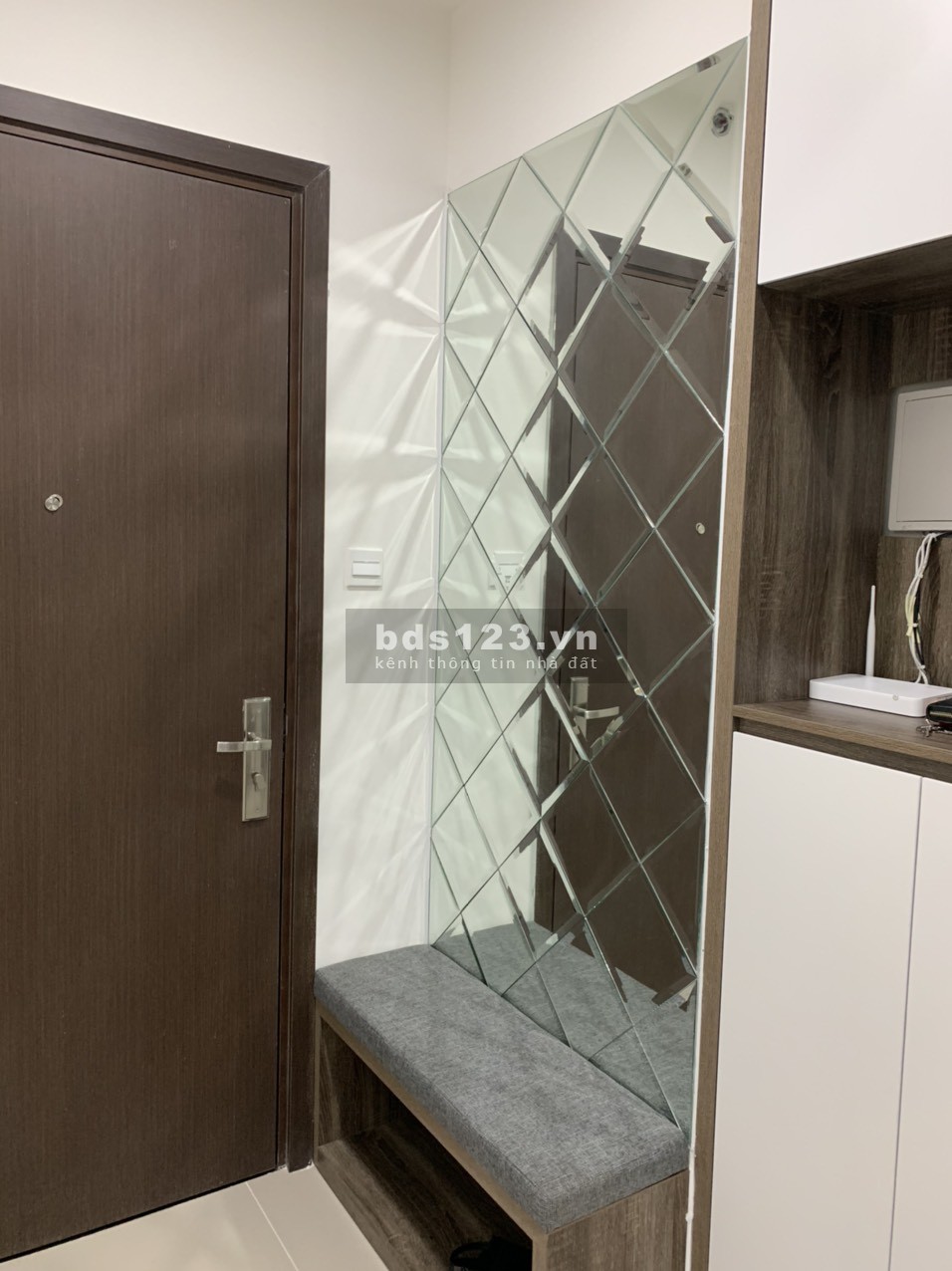Cho thuê 3PN full nt chỉ 21 triệu The Sun Avenue tầng cao, giá tốt