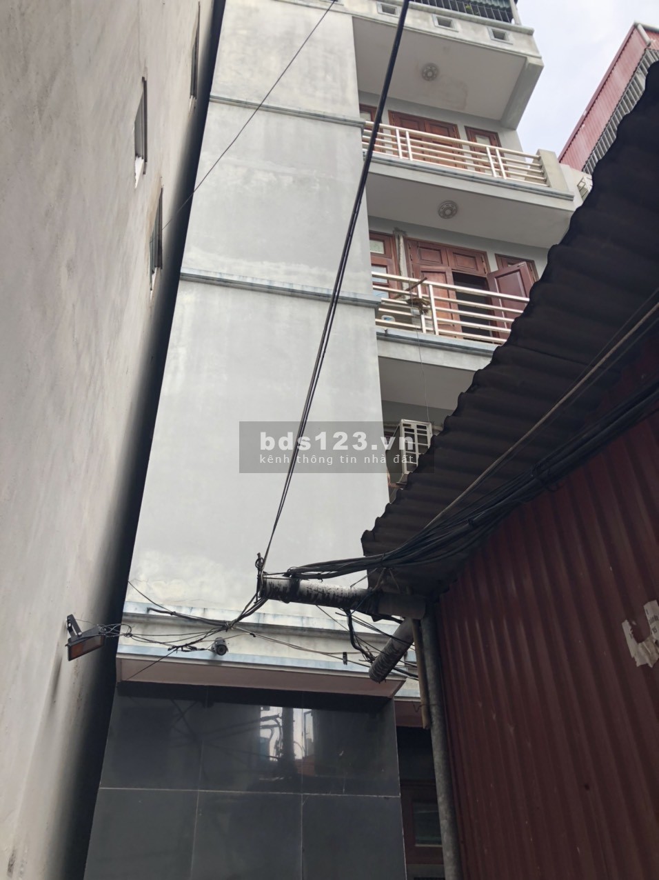 Bán nhà phường Mễ Trì, Nam Từ Liêm, Hà Nội 4 tầng 1 tum LH 0989889173