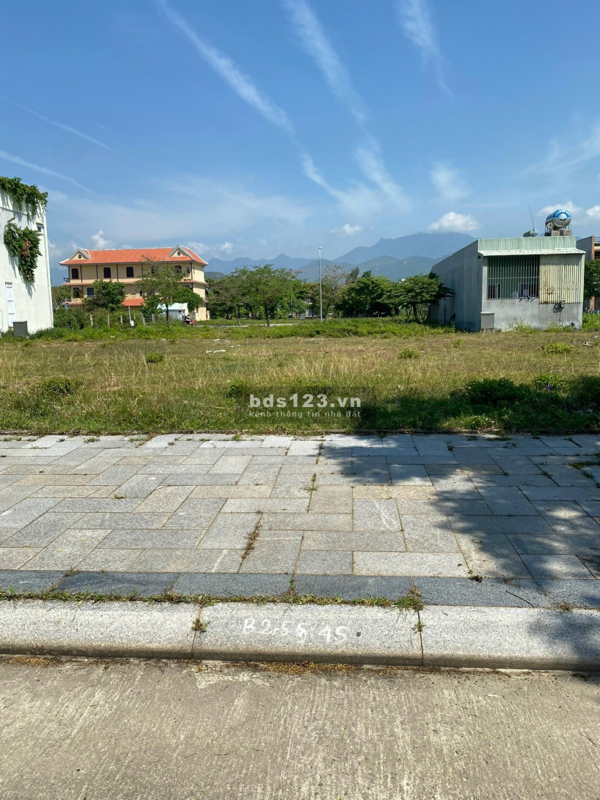 2 lô liền kề đường 7m5, Golden Hill, đường AC02 giá đầu tư