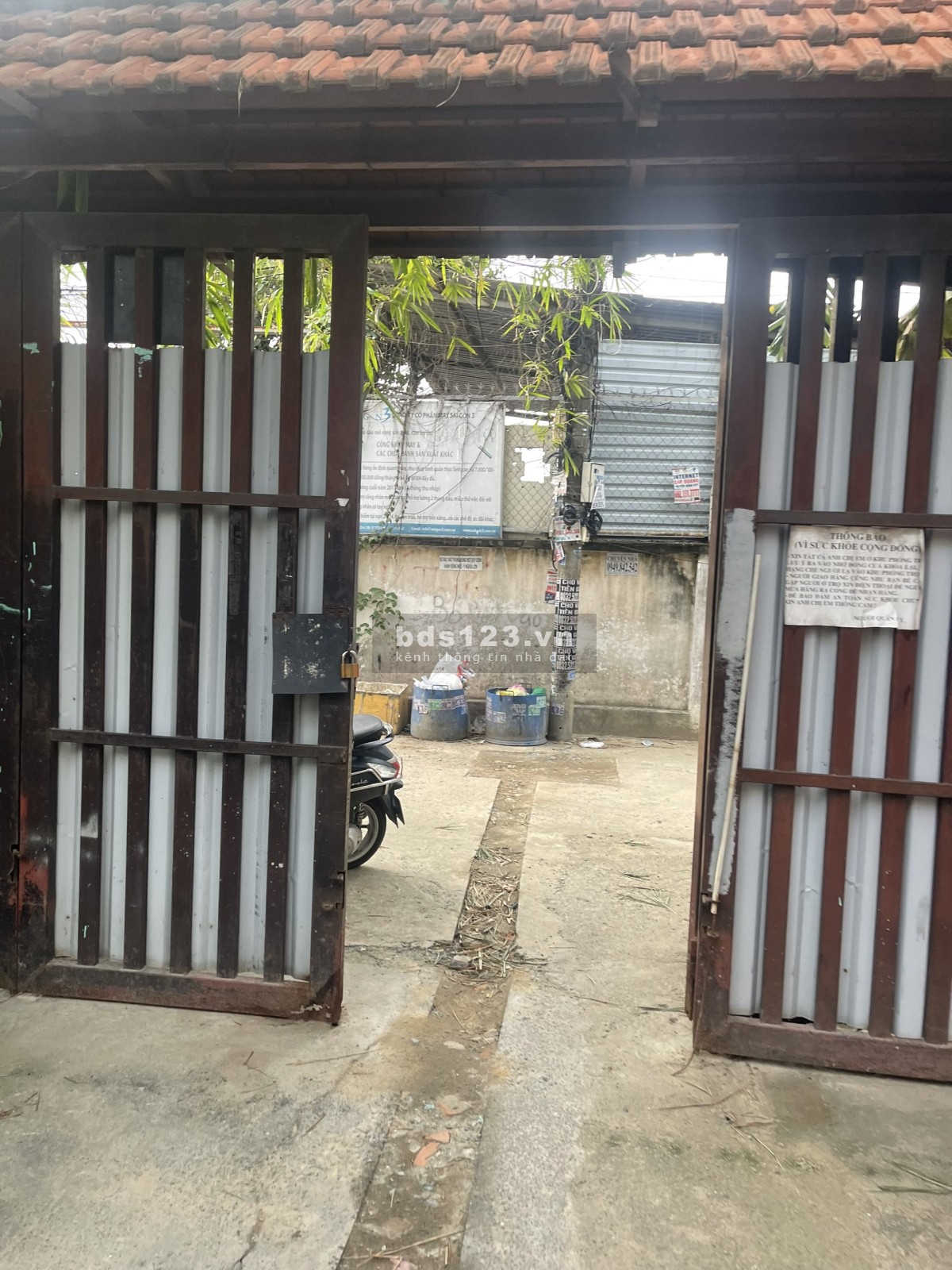 Bán nhà 1trệt 1lầu 40m², p Hiệp Bình Phước, Thủ Đức 1tỷ9. LH cô Loan :0934000853 để trao đổi